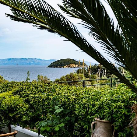 Sea Path Apartment Palaiontsiflikion Bagian luar foto