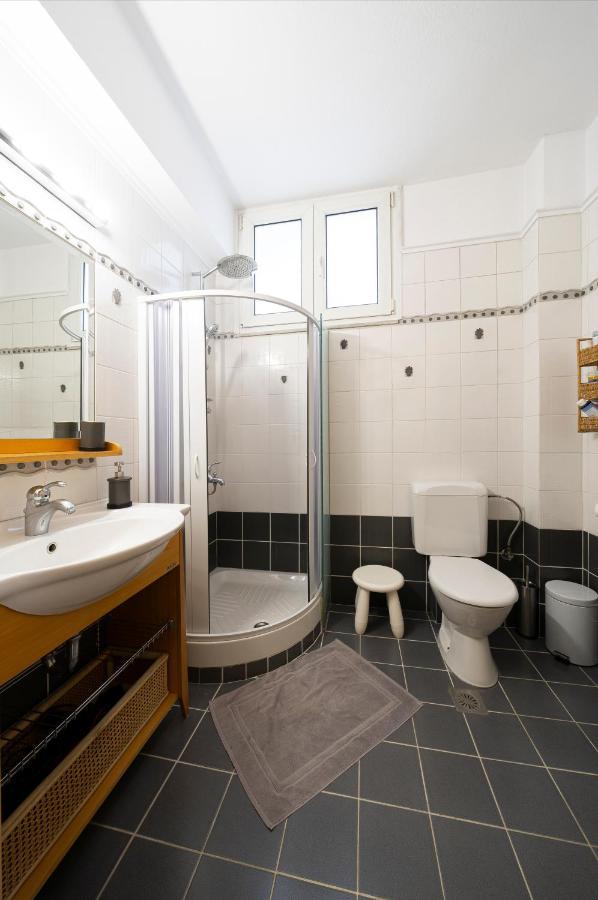 Sea Path Apartment Palaiontsiflikion Bagian luar foto