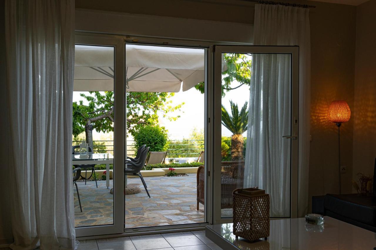 Sea Path Apartment Palaiontsiflikion Bagian luar foto